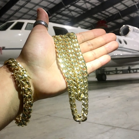 NEW CUBAN LINK 18K GOLD NEW CHAIN MADE IN ITALY